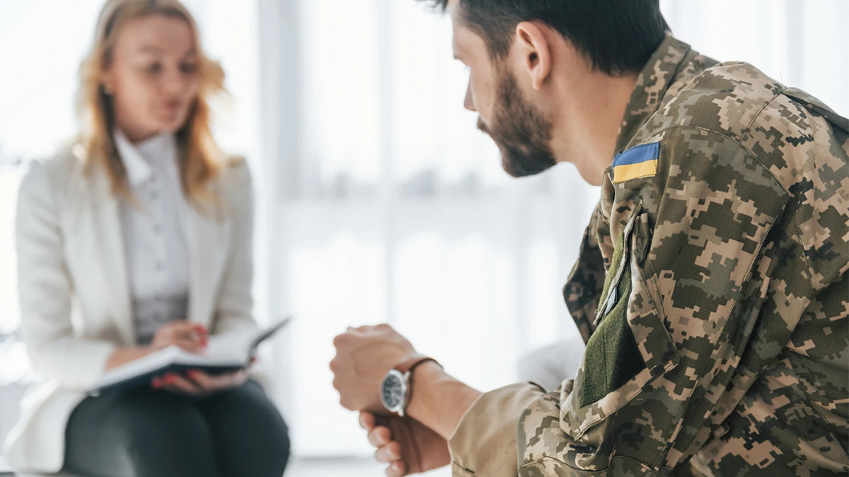 Ветерани можуть змінювати фахівця із супроводу – уряд оновив правила надання підтримки