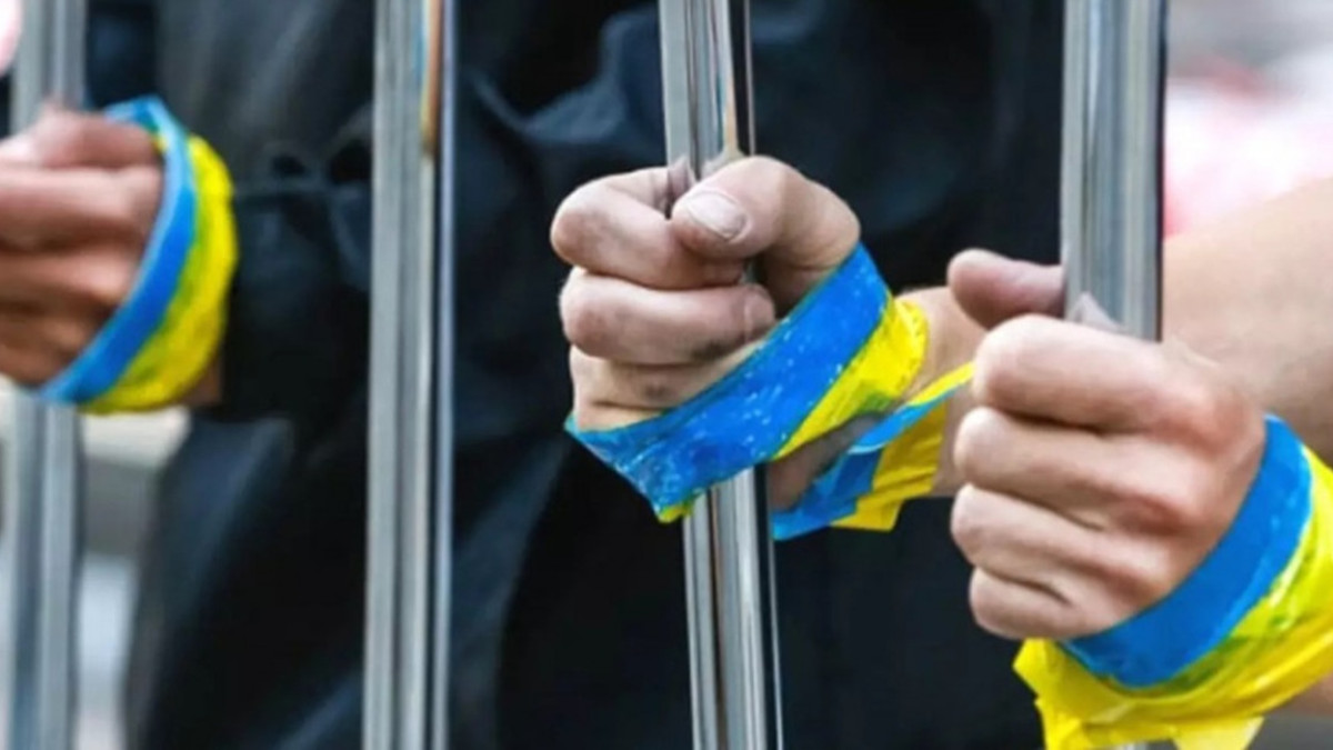 Військовий потрапив у полон: що робити родинам та куди звертатися
