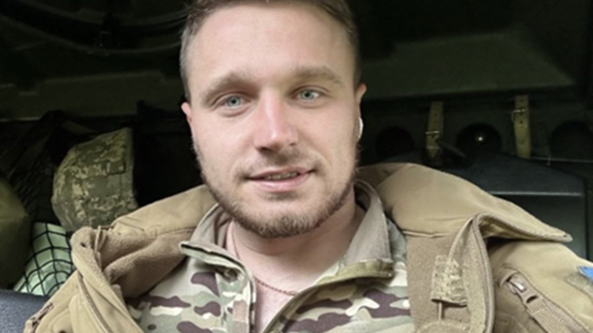 Відкрив два барбершопи за рік: історія ветерана Івана Бочарова