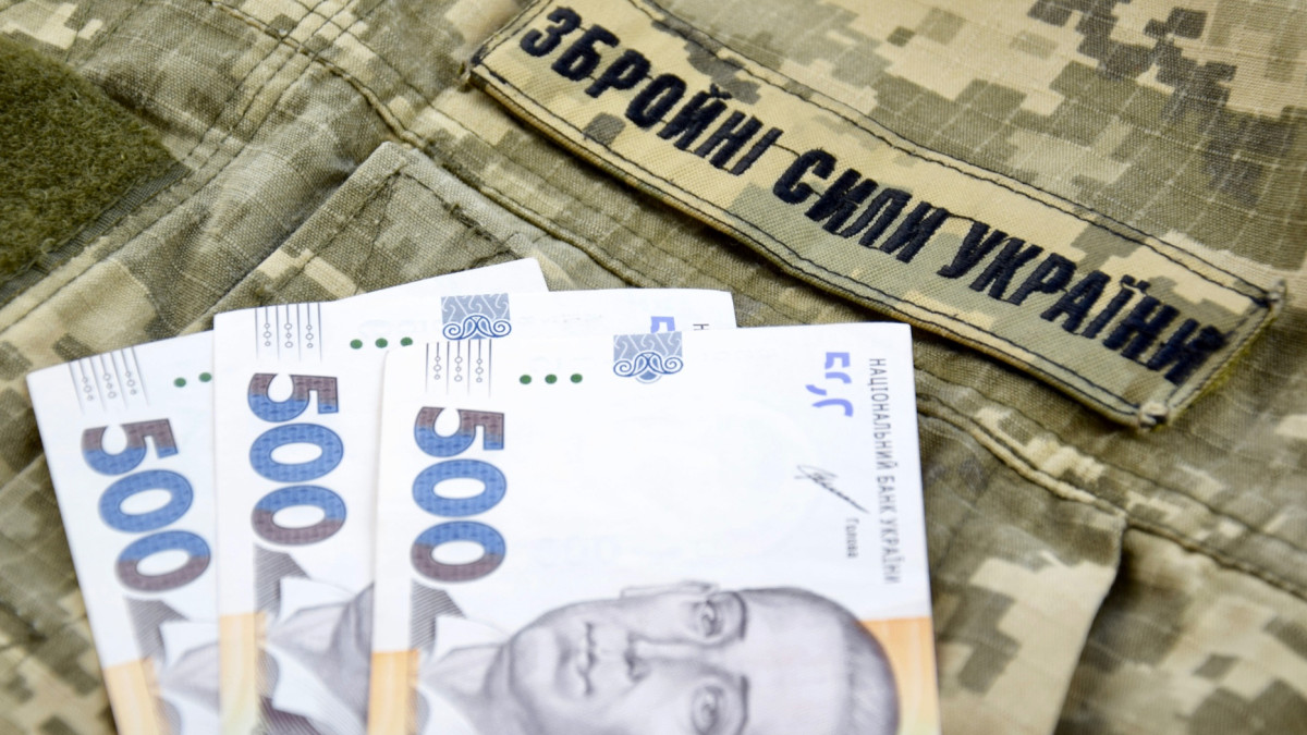 Родини військових, які загинули в полоні, можуть отримати 15 млн грн – подробиці