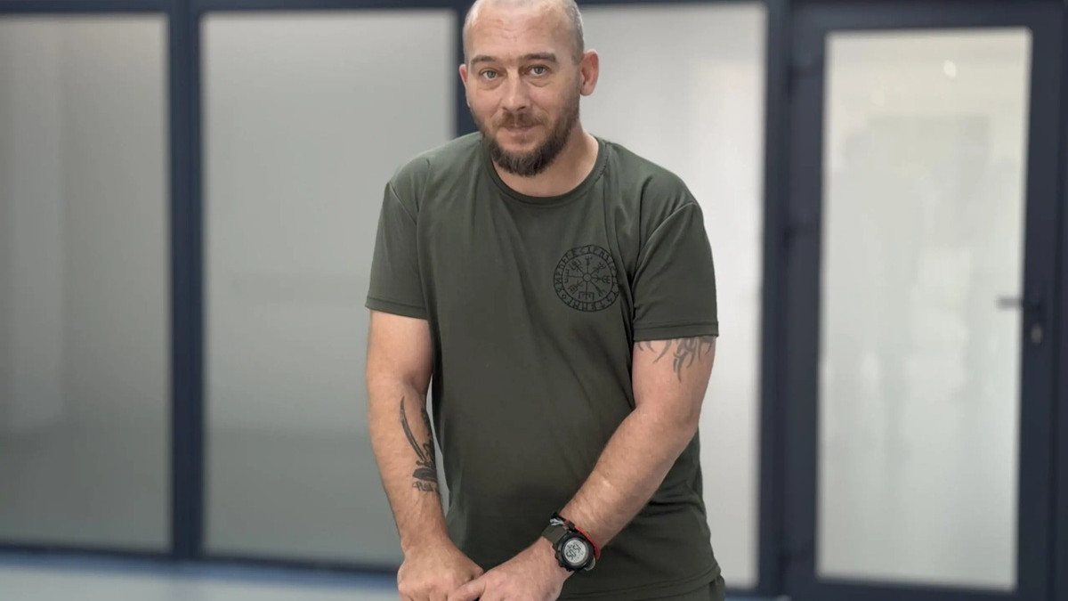 Шоста реабілітація та мрія знов стати чоботарем: як Ігор Яковенко відновлюється після боїв на Курщині