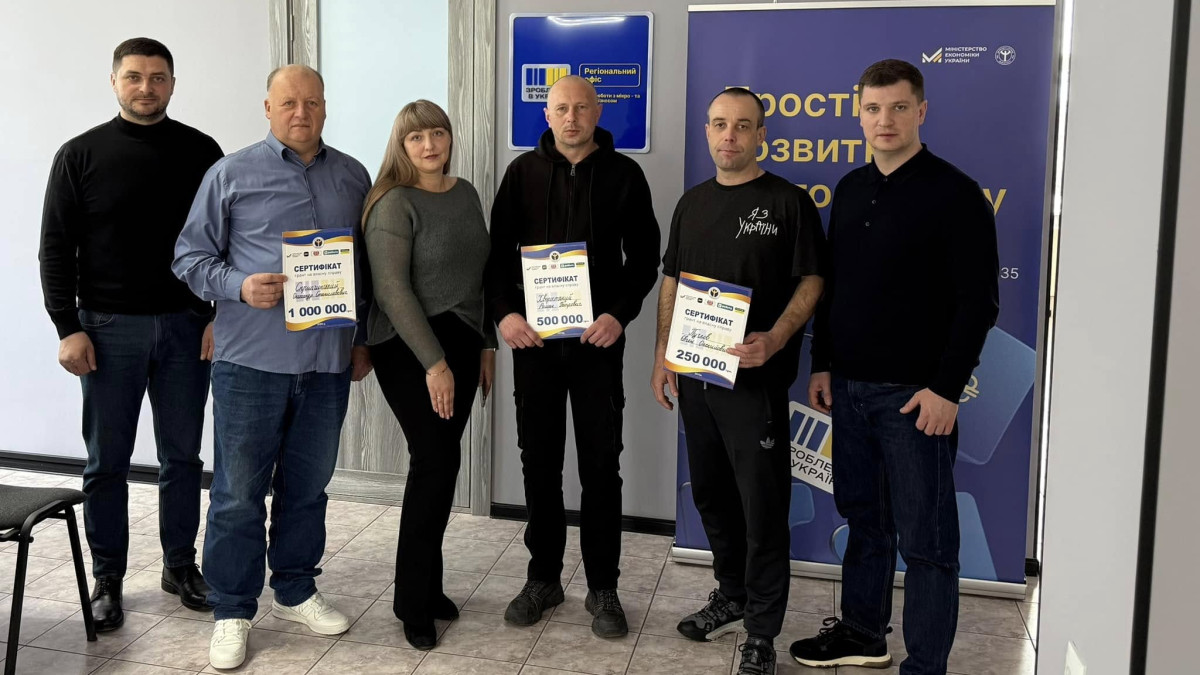 Столярна майстерня, SPA-купель та переробка продукції: ветерани на Черкащині розвивають бізнес на грантові кошти