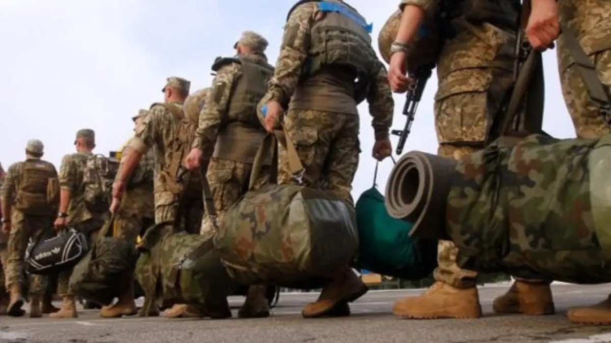 Загальна мобілізація: які документи потрібні чоловікам для виїзду за кордон