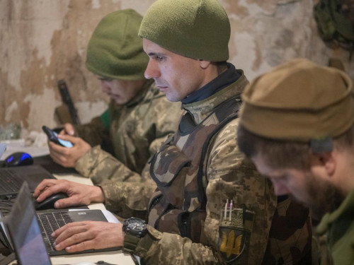 Юридична допомога та медичні послуги – в Україні створили платформу для підтримки військових
