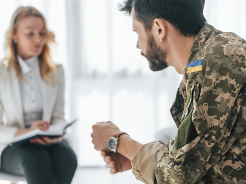 Ветерани можуть змінювати фахівця із супроводу – уряд оновив правила надання підтримки