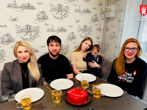 Точка опори після поранення та полону: захисник Маріуполя Сергій Чертил отримав житло від 