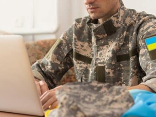 Пільги, програми та допомога за один клік: в Україні запустили платформу Ветеран PRO