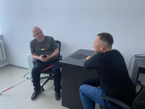 Ветерани із порушенням або втратою зору можуть пройти безкоштовну програму адаптації – подробиці