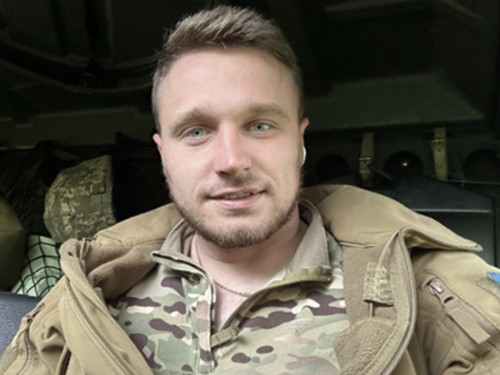 Відкрив два барбершопи за рік: історія ветерана Івана Бочарова