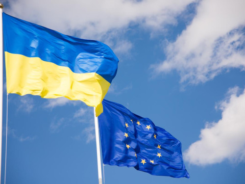 Завершення тимчасового захисту для українців – хто зможе залишитися в ЄС