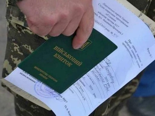 Чи штрафуватимуть школярів за військовий облік: пояснення юриста