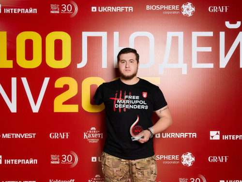 Захисник Маріуполя Роман Городенський посів перше місце серед 100 українців премії 
