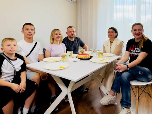 Оборонець Маріуполя Павло Щепка отримав власну квартиру від 