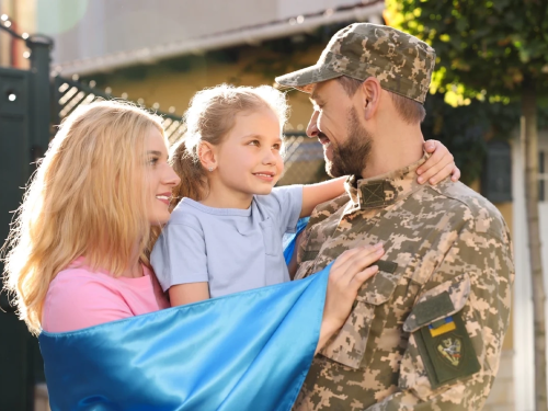 У Києві для захисників та їхніх родин організують безкоштовні поїздки – як взяти участь