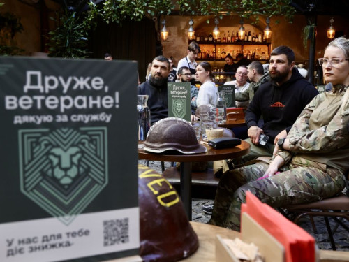 Від безкоштовної кави до пільг на житло – у Львові діє програма знижок для ветеранів