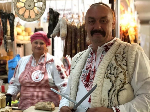 Ветеран з Донеччини перевіз 150 кіз на Волинь та заново відкрив ферму – історія Сергія Свириденка