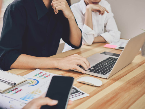 Навчання в ІТ – ветеранів запрошують на курси Data Engineering і Full Stack Python Development