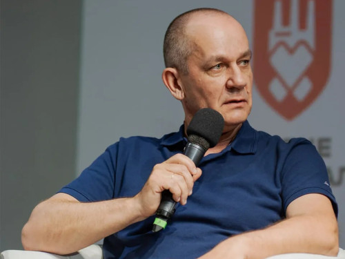 Пережив полон в Оленівці і тепер допомагає ветеранам: поліцейський з Маріуполя став тренером з посттравматичного зростання