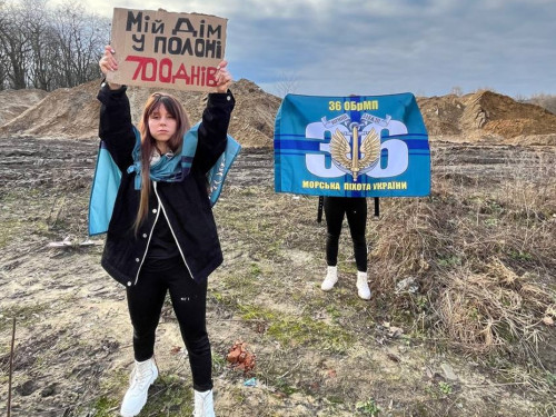 Кохання на відстані в 2 тис. км та 4 роки: як волонтерка Діана Старік бореться за повернення нареченого з полону