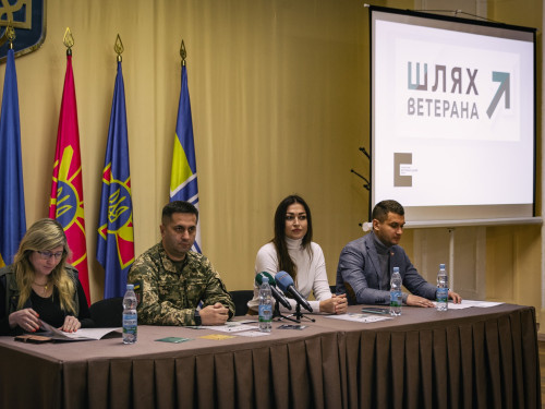 Звільнення зі служби та оформлення виплат – в Україні представили путівник для ветеранів