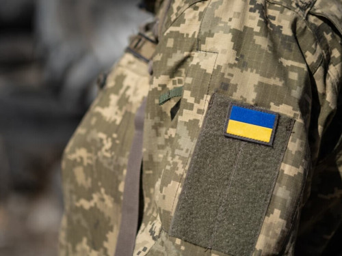 Відслужив – і за кордон: у Раді пропонують новий формат військового контракту