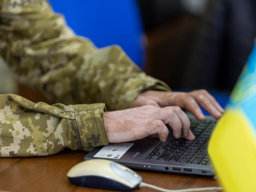 Ветеранів запрошують на освітній курс «Повернення додому» – як взяти участь