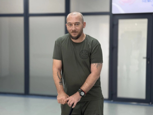 Шоста реабілітація та мрія знов стати чоботарем: як Ігор Яковенко відновлюється після боїв на Курщині