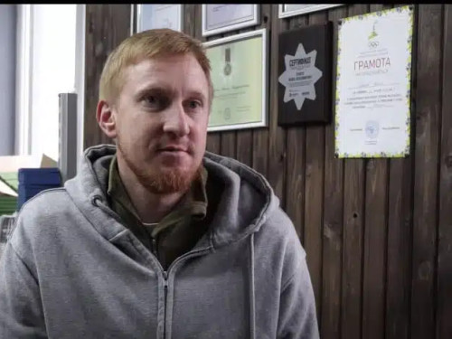 Ветеран Василь Тежигор після фронту відкрив бізнес у сфері колористики – історія захисника