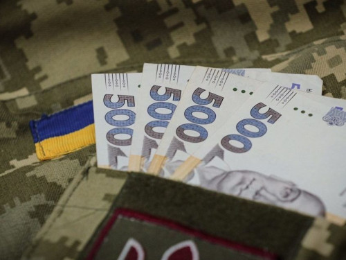 Бойові виплати після поранення – кому та скільки нараховується