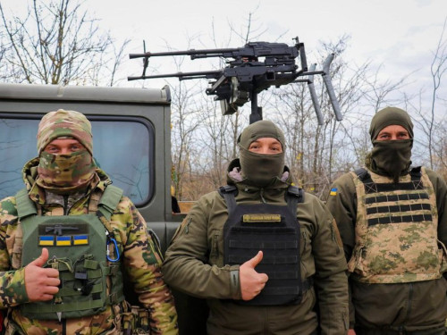 Військові винахідники та розробники отримають авторські права та винагороди