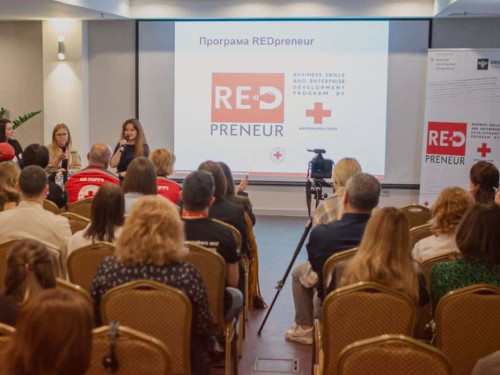 Ветерани можуть пройти бізнес-навчання та отримати до 15 тис. євро на свої ідеї  – умови програми 
