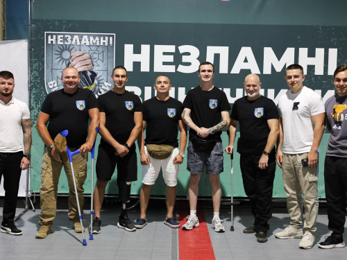 «Титани на татамі» - у Вінниці ветерани безкоштовно займаються інклюзивним дзюдо та самбо